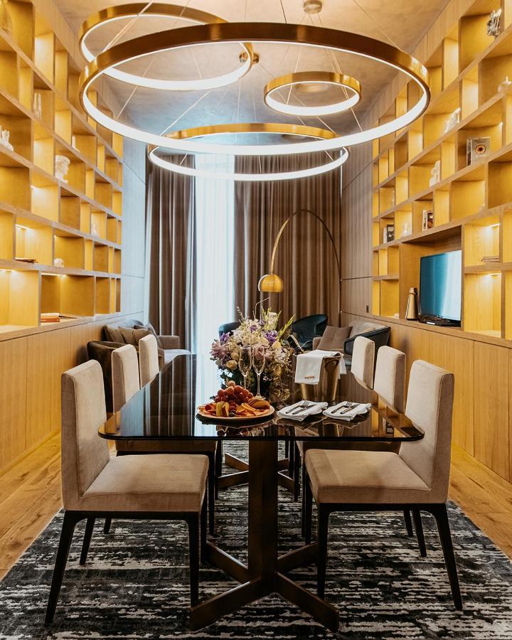 The Veil Hotel Astana Buitenkant foto A dining room